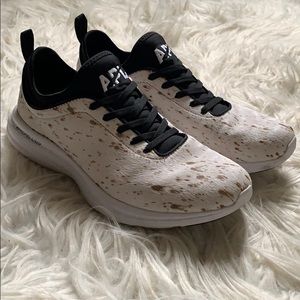 APL Techloom Phantom sneakers